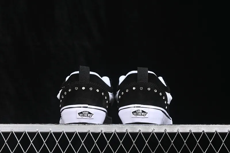 All categories Vans Vans series Vans Low Vans Knu Skool Vans low-top casual skateboard shoes VN0009QC65BT1